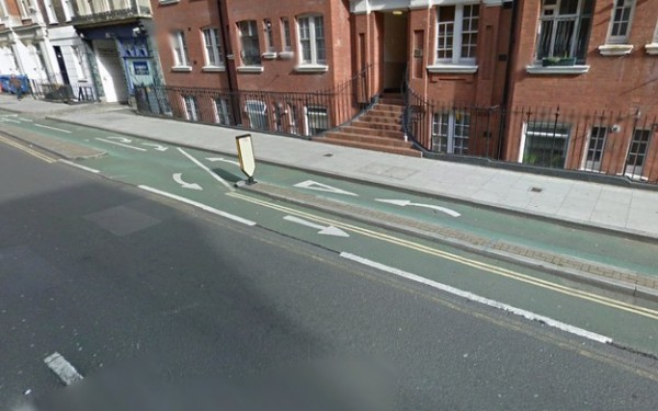 The all-time favorite – the ‚lets crash into each other‘ cycle lane